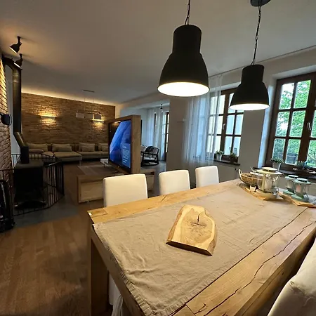 Dako Apartment, Luxurious, Cosy, Spacious Daire Rzeszow